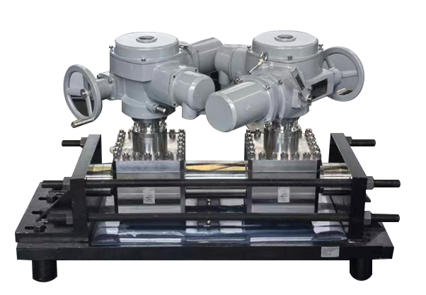 Pebble-pass Double Ball Valve for High-Temperature Gas-Cooled Reactor